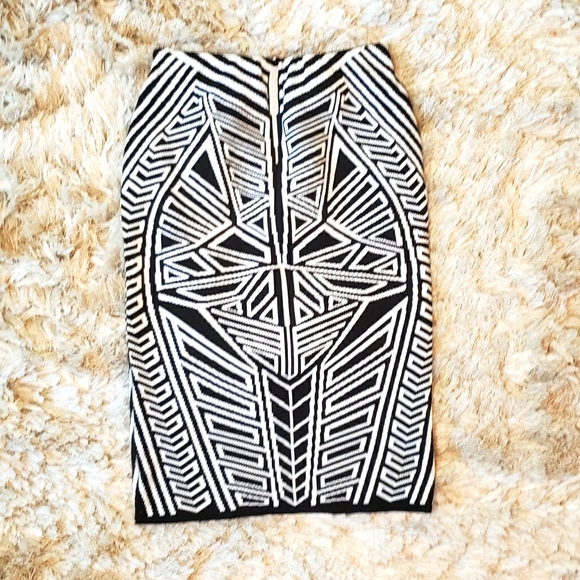 ⭐HP😅HERA COLLECTION Skirt szL - Picture 1 of 2